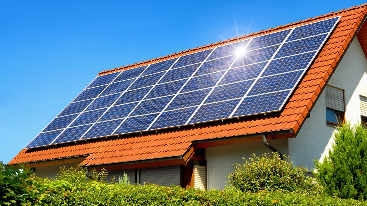 solar-gettyimages-525206743